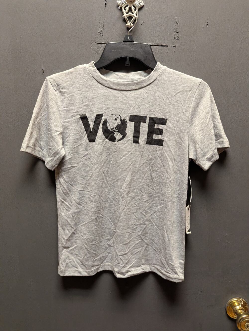 Treasure & Bond Gray "VOTE" Graphic Short Sleeve T-Shirt Size Medium NWT
